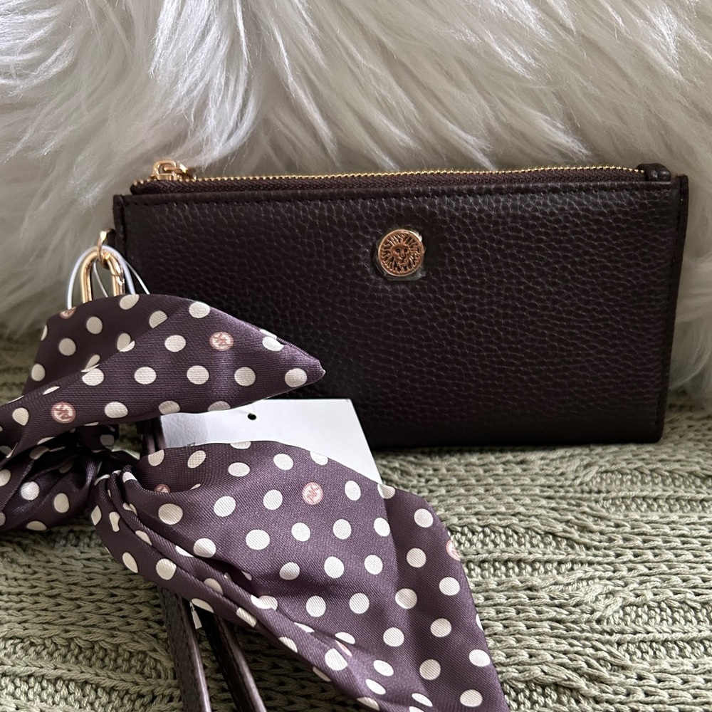 NWT Anne Klein Pebbled Wristlet w/Polka Dot Scarf Accent - Brown, Size Slim